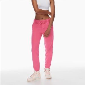 tna cozy boyfriend sweatpants, hot pink ‘cosmo pink’